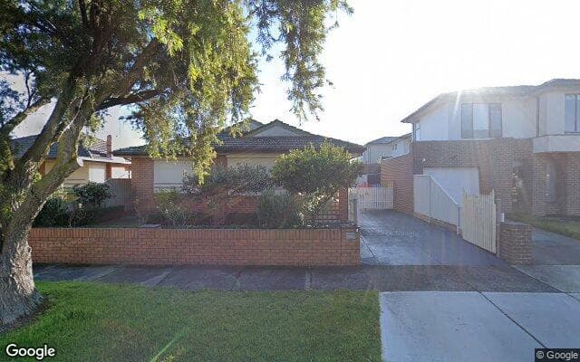 8 Arndell Street