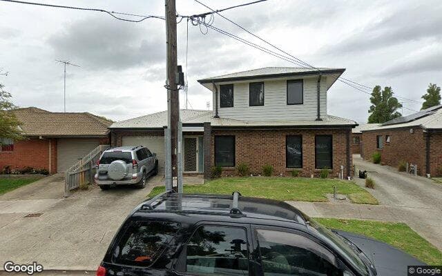 2/13-15 Carruthers Court, Thomson, VIC